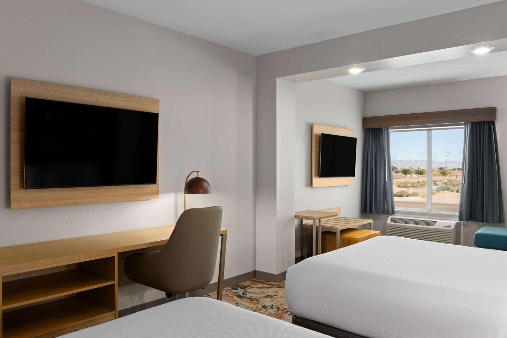 La Quinta Inn & Suites By Wyndham Γιούμα Εξωτερικό φωτογραφία